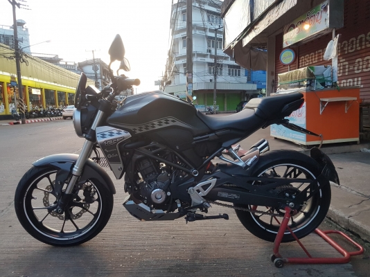 ขาย HONDA CB300F ปี2018 ชุดแต่งH2C ทั้งคันจากโรงงาน วิ่งน้อยไมล์4xxx ทะเบียนพร้อมโอน ราคา 89500 บาท ขาย HONDA CB300F ปี2018 ชุดแต่งH2C ทั้งคันจากโรงงาน วิ่งน้อยไมล์4xxx ทะเบียนพร้อมโอน ราคา 89500 บาท
