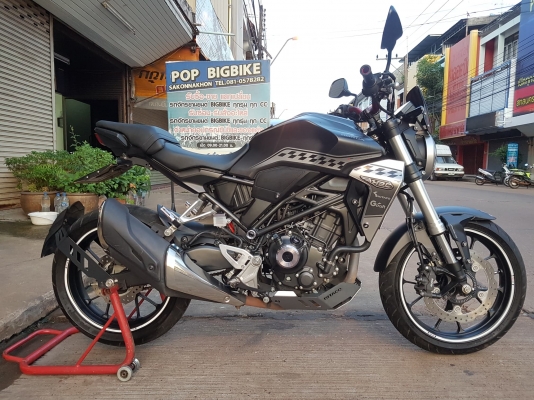 ขาย HONDA CB300F ปี2018 ชุดแต่งH2C ทั้งคันจากโรงงาน วิ่งน้อยไมล์4xxx ทะเบียนพร้อมโอน ราคา 89500 บาท ขาย HONDA CB300F ปี2018 ชุดแต่งH2C ทั้งคันจากโรงงาน วิ่งน้อยไมล์4xxx ทะเบียนพร้อมโอน ราคา 89500 บาท