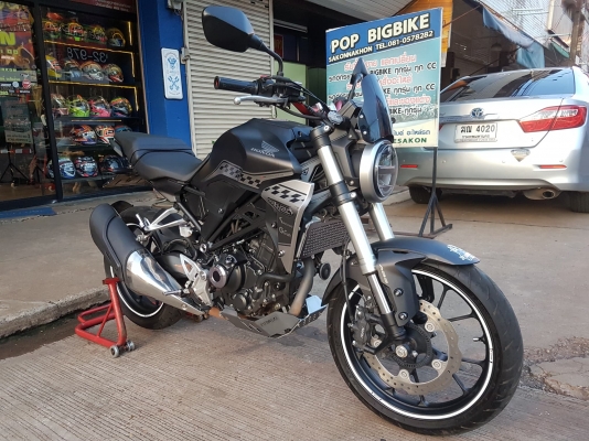 ขาย HONDA CB300F ปี2018 ชุดแต่งH2C ทั้งคันจากโรงงาน วิ่งน้อยไมล์4xxx ทะเบียนพร้อมโอน ราคา 89500 บาท 