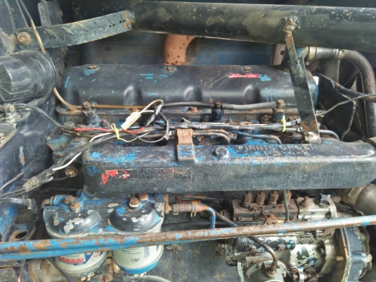 ขายรถไถ FORD รุ่น 77 รถพร้อมใช้ เอกสารเล่มทะเบียน