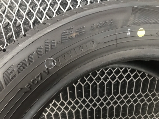 YOKOHAMA BluEarth-ES ES32 185/55R16 ยางญี่ปุ่น ปี19 YOKOHAMA BluEarth-ES ES32 185/55R16 ยางญี่ปุ่น ปี19