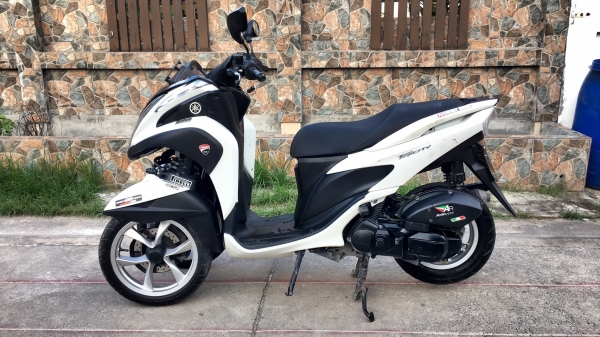 ขาย yamaha tricity 125 เดิมรถมือ 2 รถบ้านแท้ๆ ขาย yamaha tricity 125 เดิมรถมือ 2 รถบ้านแท้ๆ