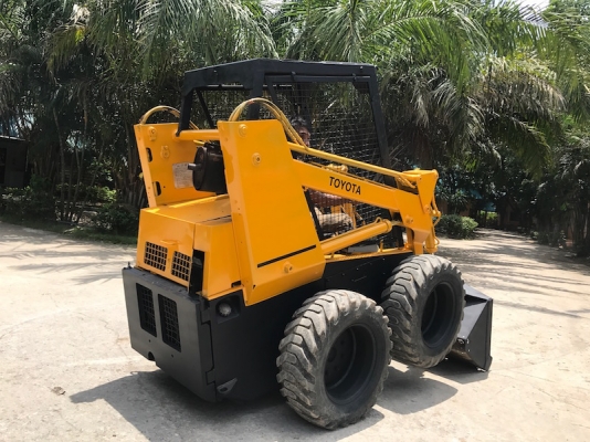 ขายรถตัก BOBCAT TOYOTA SDK6 ดีเซล ขับ4ล้อแรง สวยเดิมจากญี่ปุ่น ยังไม่เคยใช้ในไทย 165,000เท่านั้น!!