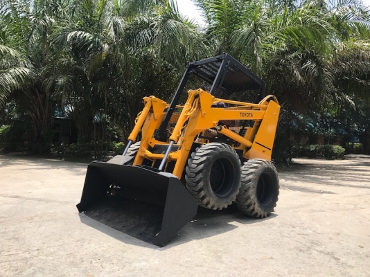 ขายรถตัก BOBCAT TOYOTA SDK6 ดีเซล ขับ4ล้อแรง สวยเดิมจากญี่ปุ่น ยังไม่เคยใช้ในไทย 165,000เท่านั้น!!