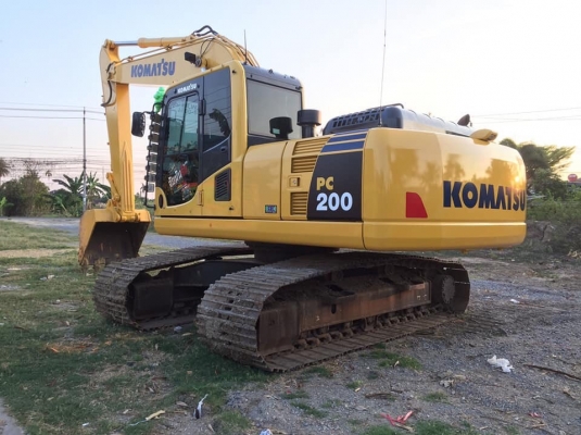 ขายด่วน!! Komatsu PC200-8MO ไมล์ ชม.4300 สภาพสวยค่ะ