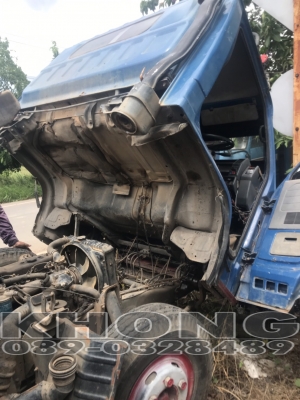 ขายด่วน รถน้ำ6000ลิตร Isuzu4BE1 เครื่อง115แรง คัสซีสวย ถังไม่ผุ มีเครื่องดูดน้ำเข้าออก แยกจากรถเดิมใช้ลาดถนน ไม่มีทะเบียน เพียง 155000 บาท