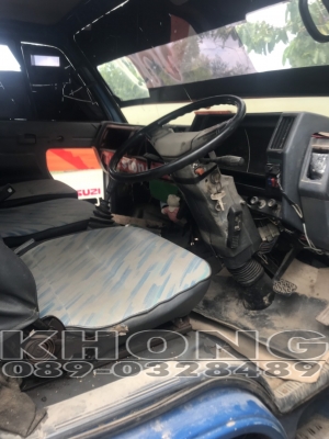 ขายด่วน รถน้ำ6000ลิตร Isuzu4BE1 เครื่อง115แรง คัสซีสวย ถังไม่ผุ มีเครื่องดูดน้ำเข้าออก แยกจากรถเดิมใช้ลาดถนน ไม่มีทะเบียน เพียง 155000 บาท