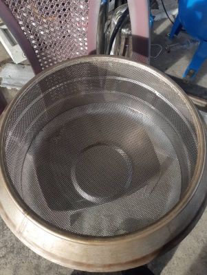 ตะกร้าสแตนเลส เส้นผ่านศูนย์กลาง 50 cm ปาก 40 cm ลึก 30 cm ราคาลูกละ 600 บาท ตะกร้าสแตนเลส เส้นผ่านศูนย์กลาง 50 cm ปาก 40 cm ลึก 30 cm ราคาลูกละ 600 บาท