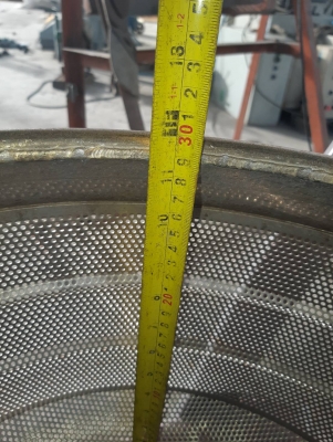 ตะกร้าสแตนเลส เส้นผ่านศูนย์กลาง 50 cm ปาก 40 cm ลึก 30 cm ราคาลูกละ 600 บาท ตะกร้าสแตนเลส เส้นผ่านศูนย์กลาง 50 cm ปาก 40 cm ลึก 30 cm ราคาลูกละ 600 บาท