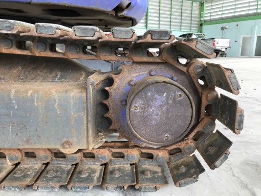 ขายรถขุด KOMATSU PC38UU-2E มีตู้เก๋ง รถนำเข้าตรงจากญี่ปุ่น ขายถูกครับ