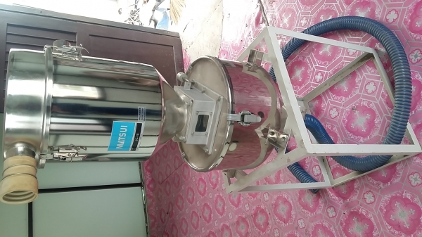 ขาย เครื่องอัดเม็ดพลาสติกสภาพสวยมากใหม่เก่าเก็บ สนใจทักได้ค่ะ ขาย เครื่องอัดเม็ดพลาสติกสภาพสวยมากใหม่เก่าเก็บ สนใจทักได้ค่ะ