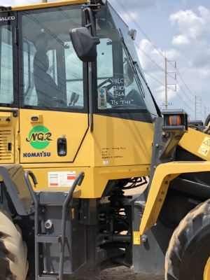 ขายรถตักล้อยาง KOMATSU WA100-5 แขนยาวพิเศษ นำเข้าเองจากญี่ปุ่น สภาพสวยพร้อมใช้ มีVDOการทำงานครับ