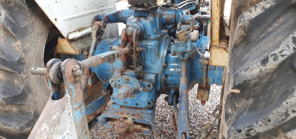 ขายรถไถ FORD 6600 พร้อมดันหน้า +ผาน 7 ทะเบียนพร้อมโอน ราคา 275,000 สนใจโทรสอบถามได้ครับ #สามย่านแทรคเตอร์ อ.แกลง ระยอง โทร/ไลน์ 0897489639 ,0899347475