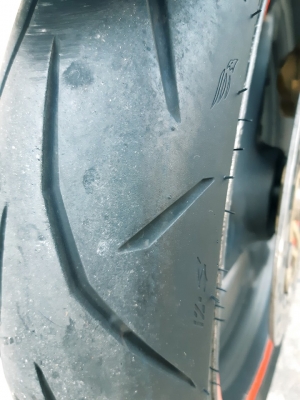 ขาย cb 400 vtec 2 ปี 02 ทะเบียนแท้โอนขนส่ง