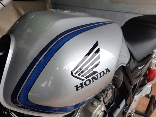 ขาย cb 400 vtec 2 ปี 2002 ทะเบียนแท้