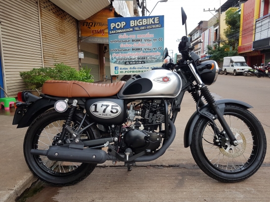 ขาย KAWASAKI W175SE ปี2018 สีเดิมๆทั้งคัน มีกันล้มแต่งพร้อมไฟ วิ่งน้อยไมล์1xxx ทะเบียนพร้อมโอน ราคา 