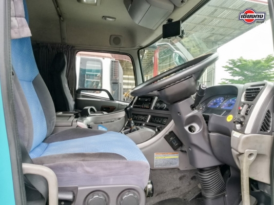 หัวเก๋ง Nissan UD Quon เครื่องยนต์ GE13 TURBO INTER  370 PS สีฟ้า