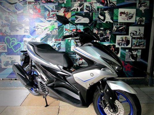 aerox สีเทาลายใหม่ ตัวท็อปสุด กุญแจสมาร์ทคี เบลก abs 50900