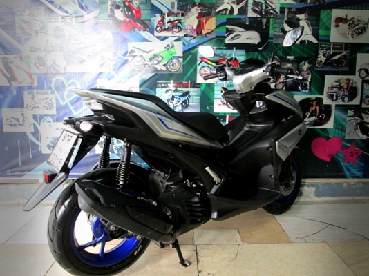 aerox สีเทาลายใหม่ ตัวท็อปสุด กุญแจสมาร์ทคี เบลก abs 50900 aerox สีเทาลายใหม่ ตัวท็อปสุด กุญแจสมาร์ทคี เบลก abs 50900