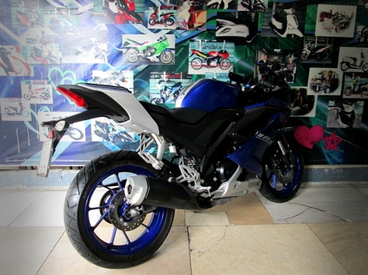 r15 155 สีน้ำเงิน ตัวใหม่ 4 วาวล์แปรผัน โช้คหน้าหัวกลับ 59900 r15 155 สีน้ำเงิน ตัวใหม่ 4 วาวล์แปรผัน โช้คหน้าหัวกลับ 59900
