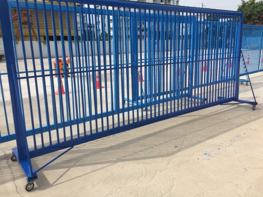 ประตู เคลื่อนที่ อเนกประสงค์ ขนาดกว้าง 5 เมตร สูง 2.50 เมตร กว้างหมุนรอบทิศทาง