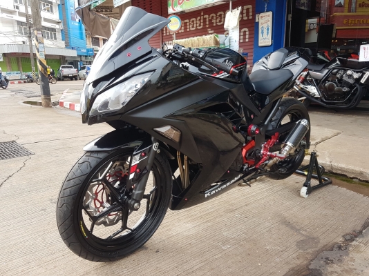 ขาย KAWASAKI NINJA250 ปี2013 โฉม300 ของแต่งล้นๆ หลายรายการ ทะเบียนพร้อมโอน ราคา 73500 บาท ส่งได้ทั่ว