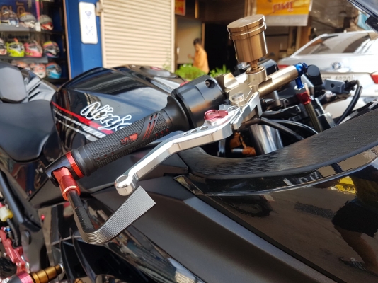 ขาย KAWASAKI NINJA250 ปี2013 โฉม300 ของแต่งล้นๆ หลายรายการ ทะเบียนพร้อมโอน ราคา 73500 บาท ส่งได้ทั่ว