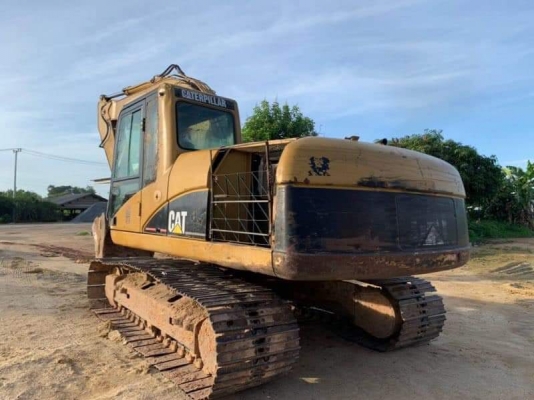 ขาย 695,000 CATTERPILAR 320C เล่มทะเบียน เครื่องดี ปั้มแรง โช่หนา เอวแน่น ไฟฟ้าครบ (แต่ขาดมอเตอร์คันเร่ง) รถอยู่ นครปฐม  0967428942