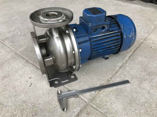 ขายปั้มน้ำหัวสแตนเลส Ebara 2HP. 380V made in Italy สภาพสวยเดิมๆ หมุนนิ่ม พร้อมใช้งาน