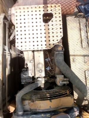 KOMATSU PC 120-3