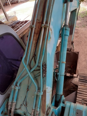 ขายรถแบคโฮ KOBELCO SK200-6 YN08 SUPER ขายรถแบคโฮ KOBELCO SK200-6 YN08 SUPER