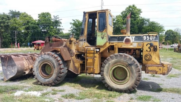 ขาย 695,000 CAT 950 F เครื่องดี เกียร์แรง เอวแน่น แขนตักสวย ยางใหม่ รถสวยพร้อมใช้ เอกสารซื้อขาย รถอยู่ นครราชสีมา 092-595-6777 061-446-2662 ญิ๋งยุ ขาย 695,000 CAT 950 F เครื่องดี เกียร์แรง เอวแน่น แขนตักสวย ยางใหม่ รถสวยพร้อมใช้ เอกสารซื้อขาย รถอยู่ นครราชสีมา 092-595-6777 061-446-2662 ญิ๋งยุ