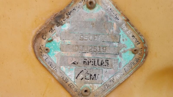 ขาย 695,000 CAT 950 F เครื่องดี เกียร์แรง เอวแน่น แขนตักสวย ยางใหม่ รถสวยพร้อมใช้ เอกสารซื้อขาย รถอยู่ นครราชสีมา 092-595-6777 061-446-2662 ญิ๋งยุ ขาย 695,000 CAT 950 F เครื่องดี เกียร์แรง เอวแน่น แขนตักสวย ยางใหม่ รถสวยพร้อมใช้ เอกสารซื้อขาย รถอยู่ นครราชสีมา 092-595-6777 061-446-2662 ญิ๋งยุ