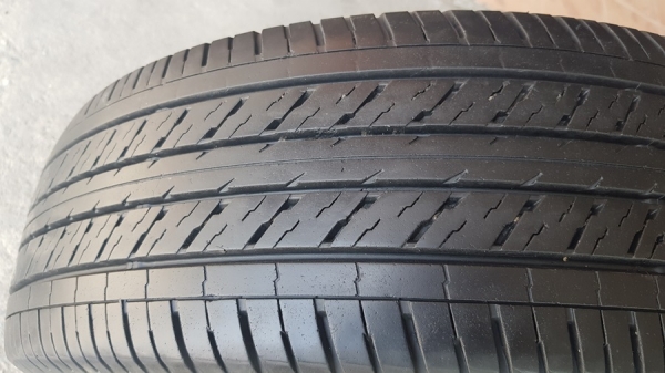 ขายล้อ NAVARA ขอบ16 ยาง215/65/16 ปี 18  4 ล้อ