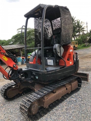 ขาย 365,000 KUBOTA. KX91-3S. 6,xxx ชัวโมง. เครื่องดี ปั้มแรง. โซ่ใหม่ 2 ข้าง ช่วงล่างเต็ม.  รถพร้อมใช้งาน. เอกสารเล่มทะเบียน สนใจ  ที่ นครปฐม 090-772-3710 090-772-3708