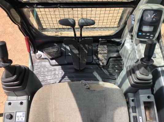 ขายรถขุด KOBELCO SK135SR หัวแม่เหล็ก นำเข้าเองจากญี่ปุ่น สภาพสวยพร้อมใช้ มีVDOการทำงานครับ