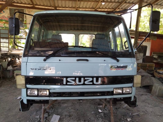 ขาย หัวสิบล้อ ISUZU ร็อคกี้  อุปกรณ์ครบ พร้อมใช้