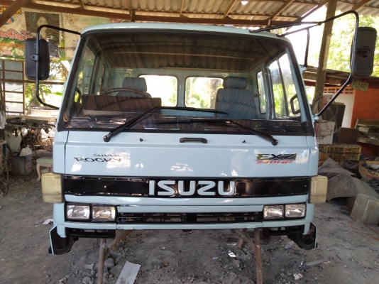 ขาย หัวสิบล้อ ISUZU ร็อคกี้  อุปกรณ์ครบ พร้อมใช้