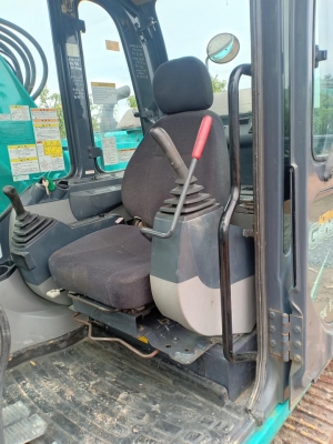 ขายจ้า..KOBELCO SK135SR-2 YY05 เก่านอกแท้  สภาพสวย เดิมๆๆ  ใช้งายมาน้อย  ลองระบบกันได้ทุกวัน โทร 089-3818694จ๊อย
