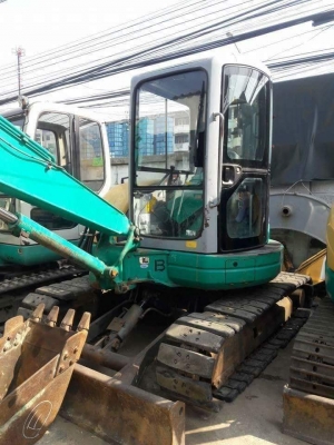 ขายจ้า..KOMATSU PC40MR-1 เก่านอกแท้  เดิมๆๆมีลายแย๊ก 3,xxxชั่วโมง สภาพสวย โทร 089-3818694 จ๊อย