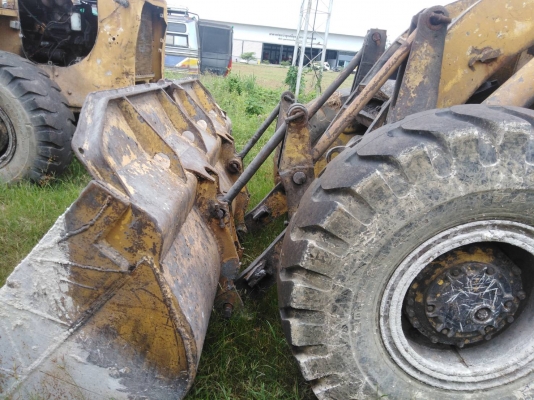 ขายรถตักล้อยาง 950 ดรัมเบรคมี 4 คันถ้เหมาหมดคันละ 180,000 ถ้าแยกคันละ 190,000