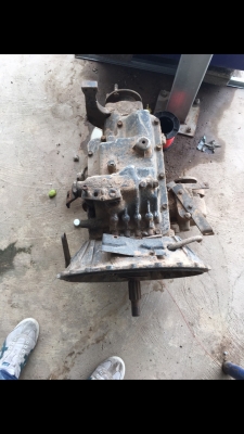 ขายเกียร์อีชูชุ 15000บาท 6เกียร์มีปั้นดั้ม 0816278866 0956588866