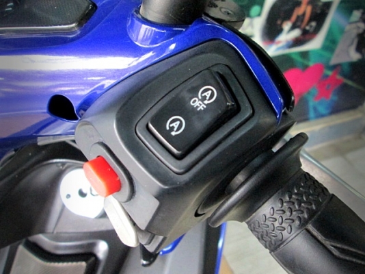 aerox สีนํ้าเงิน ล้อแม็ก สีนํ้าเงิน เครื่องเดิมสีสวยไร้รอย 46900