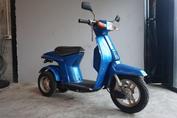 ร้าน วุฒิ นนบุรี ขาย HONDA 3 ล้อ 50cc.สภาพเครื่องเงียบๆนิ่งๆ ร้าน วุฒิ นนบุรี ขาย HONDA 3 ล้อ 50cc.สภาพเครื่องเงียบๆนิ่งๆ