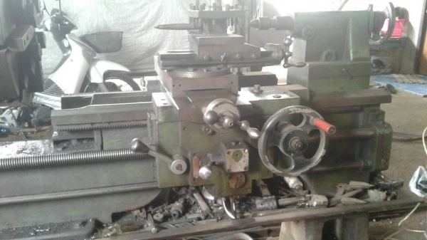 ขายด่วน แท่นกลึงมือสอง สภาพดี