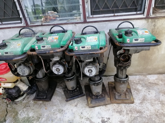 ขายเครื่องตบดินจิงโจ้ wackerneuson แบบกระโดด 5 ตัน