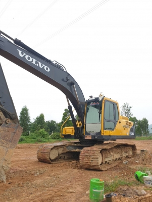 ขายรถ แบคโฮ Volvo EC210BLC เต็มทุกระบบ