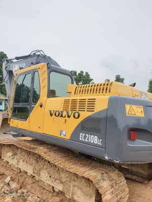 ขายรถ แบคโฮ Volvo EC210BLC เต็มทุกระบบ