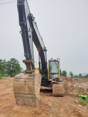 ขายรถ แบคโฮ Volvo EC210BLC เต็มทุกระบบ