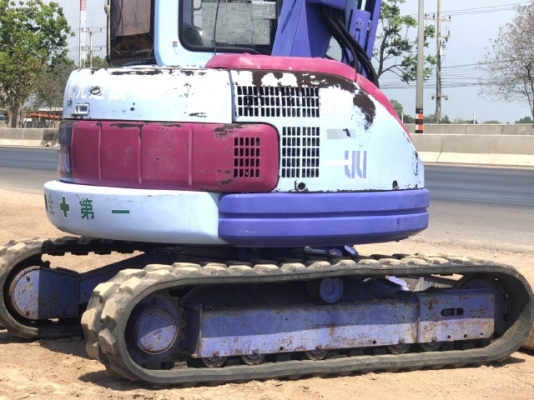 ขายรถขุด KOMATSU PC50UU-2 อาร์มยาวพิเศษ คอนโทรลสั้น นำเข้าเองจากญี่ปุ่น สภาพสวยพร้อมใช้ มีVDOการทำงานครับ